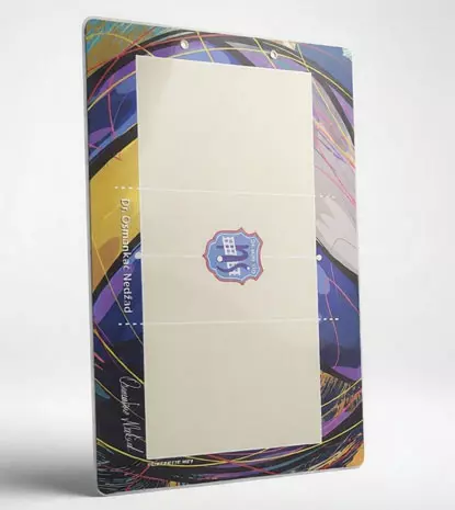 Odbojkaška tabla sa površinom za lako brisanje markera bez mrlja.